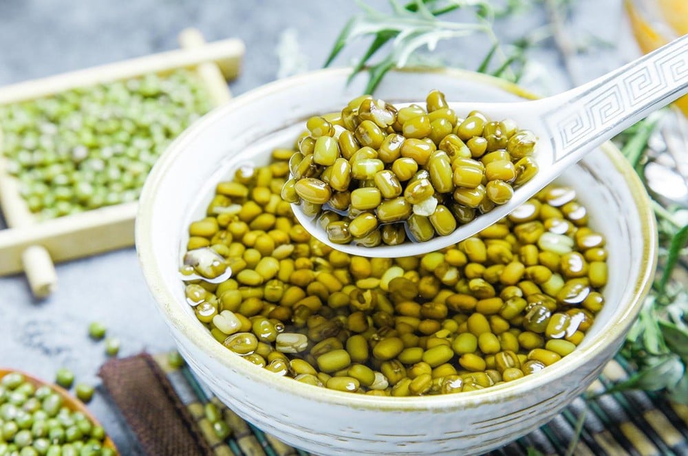 Chè đậu xanh giải nhiệt rất tốt vào mùa hè nhưng có 5 điều cần lưu ý- Ảnh 1. Chè đậu xanh giải nhiệt rất tốt vào mùa hè nhưng có 5 điều cần lưu ý- Ảnh 1.