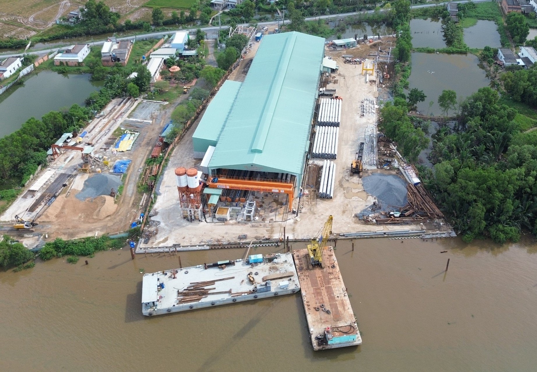Vì sao một doanh nghiệp thi công cầu đường không chấp hành quyết định xử lý vi phạm ở Long An?- Ảnh 2.
