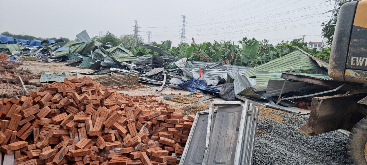 Dựng nhà xưởng trái phép trên đất nông nghiệp ở Hoài Đức (Hà Nội): Phòng TNMT bất tuân "lệnh" cấp trên? - Ảnh 4.