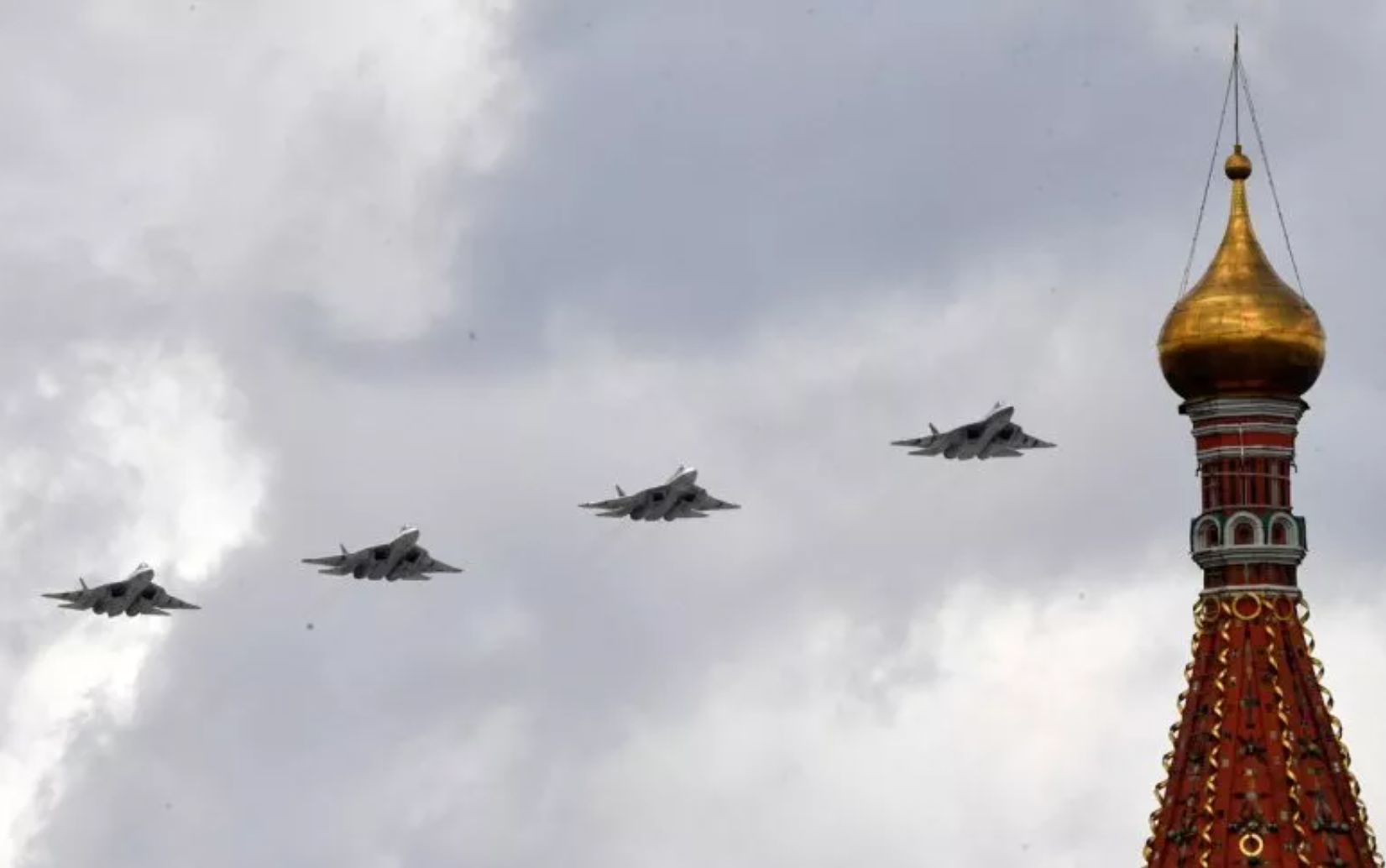 Ukraine bẻ gãy hàng phòng thủ kiên cố của Nga - Ảnh 1.