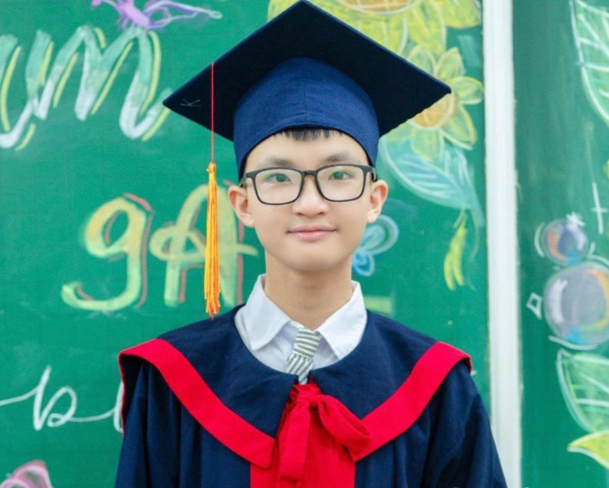 Thủ khoa, á khoa thi vào lớp 10 ở Hải Dương năm 2024 cùng học một trường- Ảnh 1.