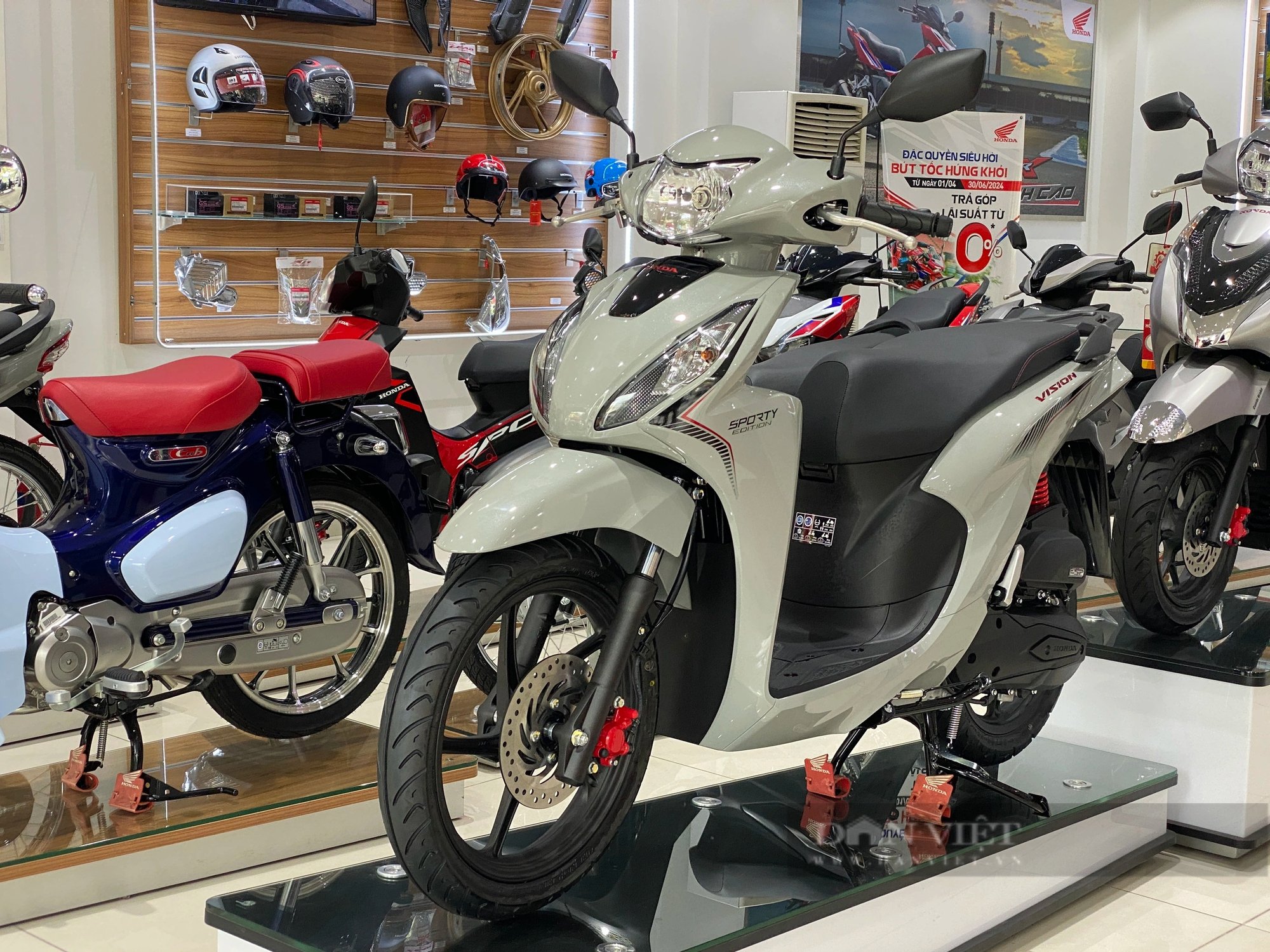 Honda SH, Vision vẫn bị "đội giá" tại đại lý dù vắng khách- Ảnh 2.