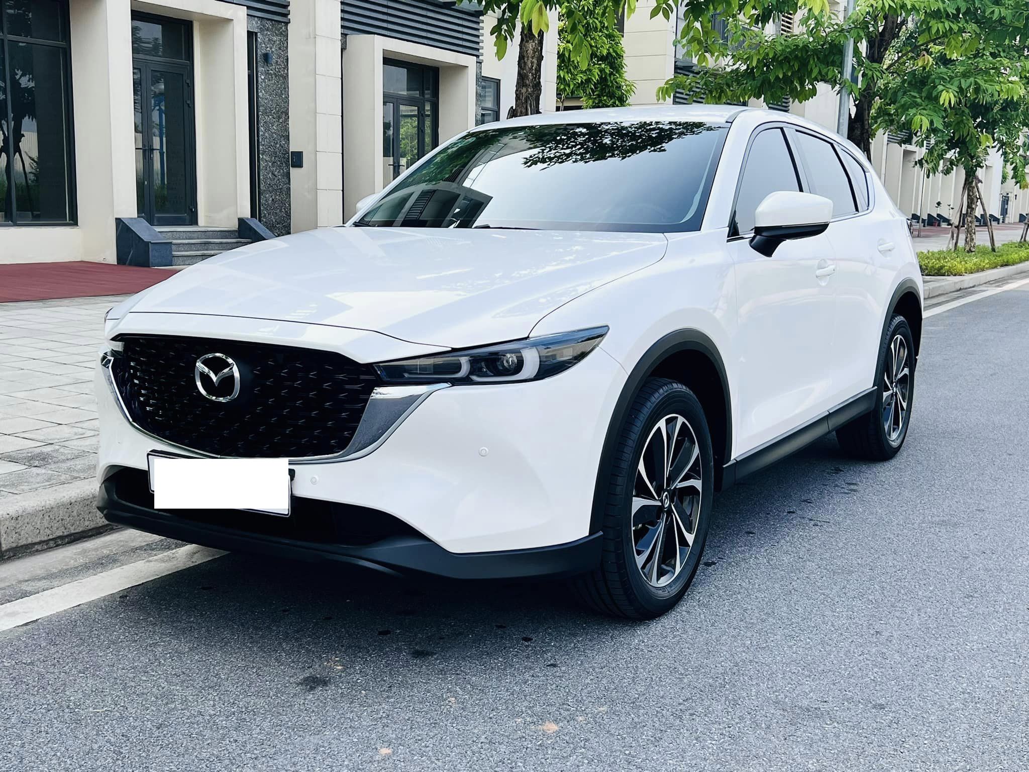 Bất ngờ khấu hao Mazda CX-5 và Ford Territory sau 1 năm lăn bánh tại Việt Nam- Ảnh 3.
