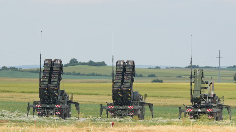 Đồng minh ruột tuyên bố phũ với Ukraine- Ảnh 1.