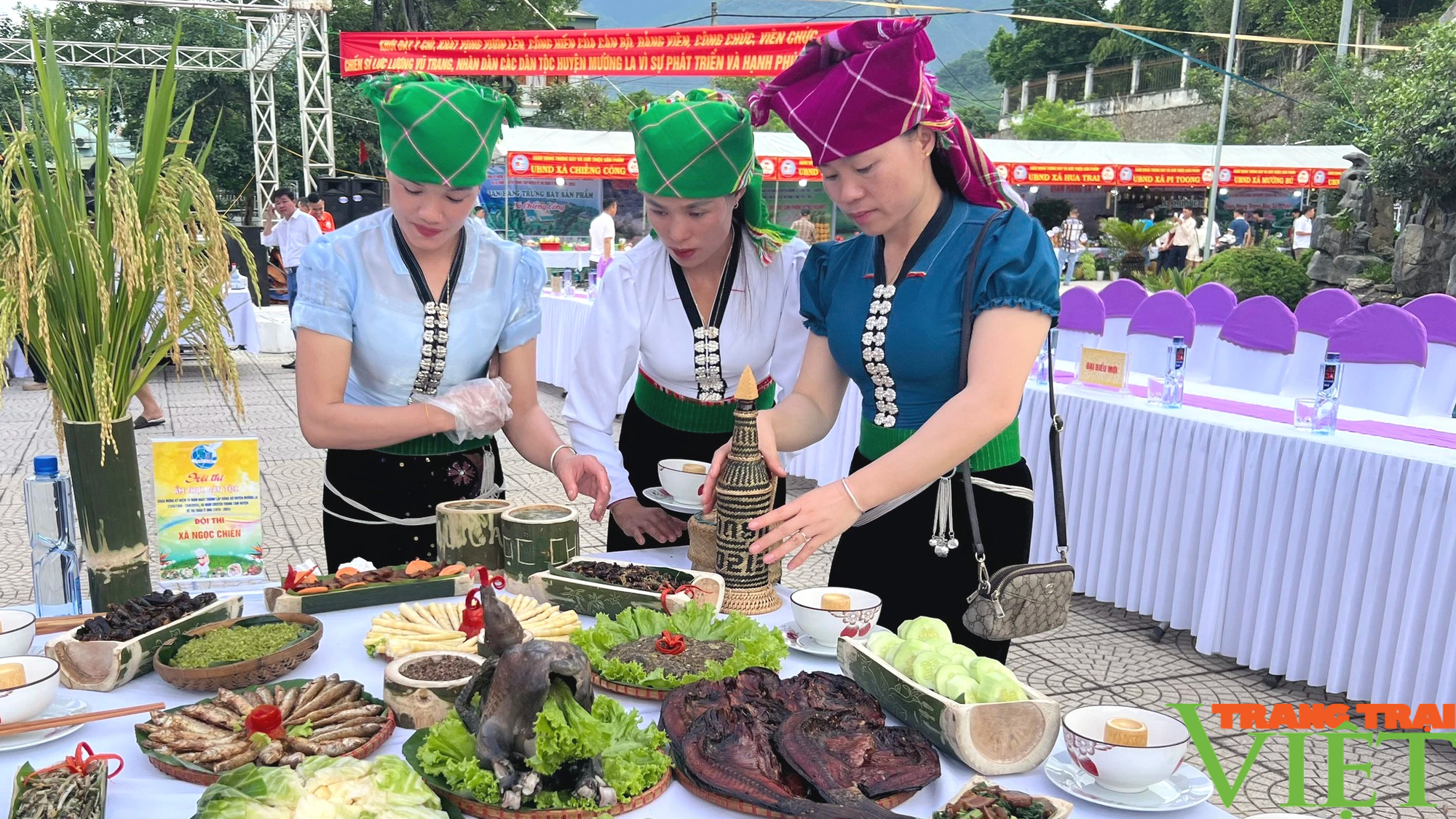 Huyện Mường La (Sơn La): Khai mạc - Khai trương các hoạt động kỷ niệm 75 năm thành lập Đảng bộ huyện- Ảnh 4.