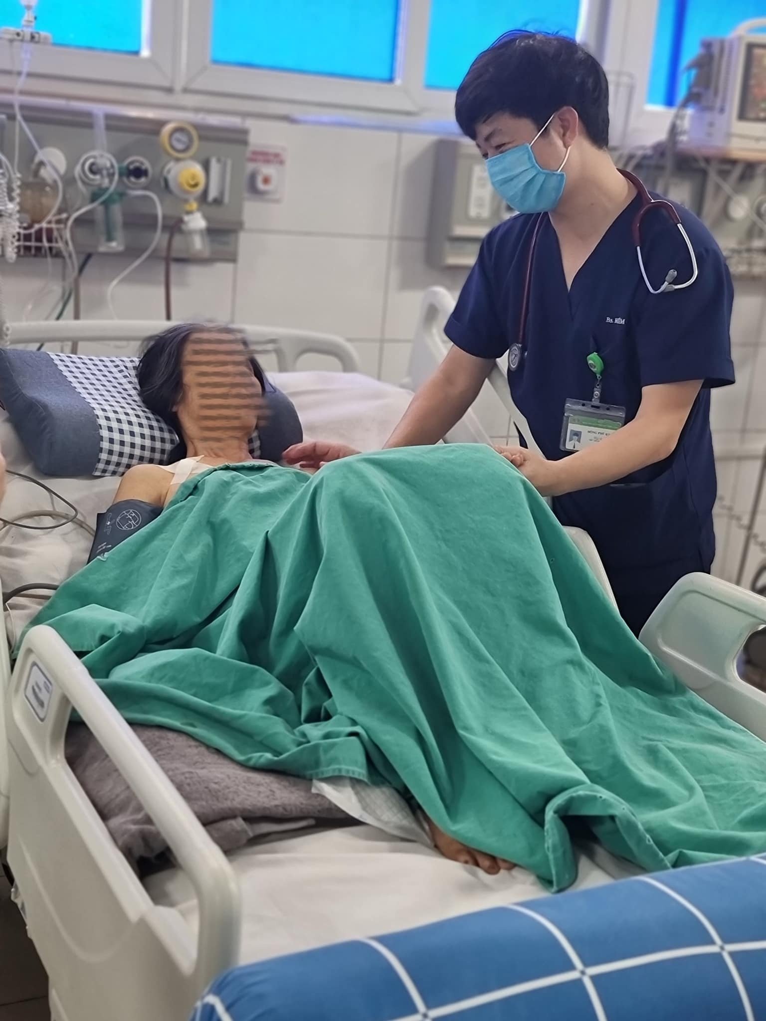 Nhiễm trùng huyết, suy đa tạng, suýt tử vong vì sốt mò- Ảnh 3.