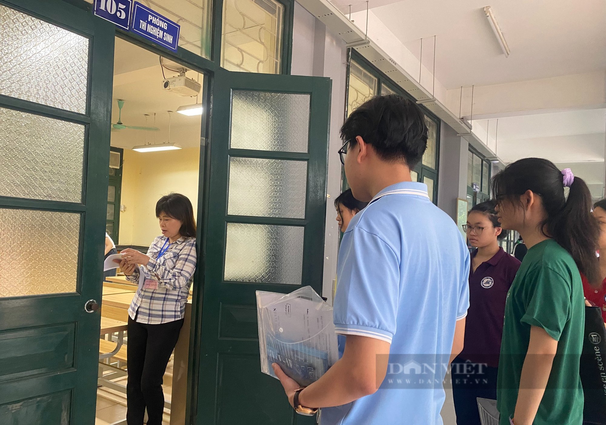Trường cuối cùng ở Hà Nội tổ chức thi lớp 10: Tăng chỉ tiêu nhưng tỉ lệ chọi vẫn cao "chóng mặt"- Ảnh 3.