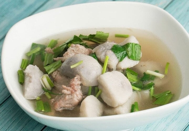 Ít người biết củ khoai sọ dân dã và rẻ tiền lại là vị thuốc chữa được nhiều bệnh- Ảnh 2. Ít người biết củ khoai sọ dân dã và rẻ tiền lại là vị thuốc chữa được nhiều bệnh- Ảnh 2.