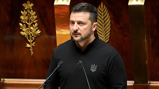 Phản ứng bất ngờ của ông Zelensky về đề nghị hòa bình của ông Putin- Ảnh 1.