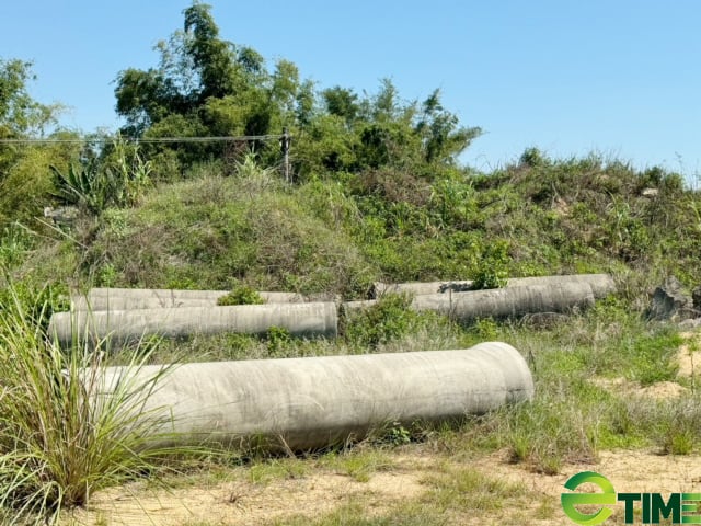 Hiện trạng đập dâng 1.500 tỷ ở Quảng Ngãi bị buộc “ngủ đông” ngay đỉnh điểm thời gian thi công- Ảnh 16. Hiện trạng đập dâng 1.500 tỷ ở Quảng Ngãi bị buộc “ngủ đông” ngay đỉnh điểm thời gian thi công- Ảnh 16.