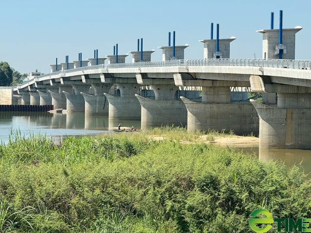 Hiện trạng đập dâng 1.500 tỷ ở Quảng Ngãi bị buộc “ngủ đông” ngay đỉnh điểm thời gian thi công- Ảnh 19. Hiện trạng đập dâng 1.500 tỷ ở Quảng Ngãi bị buộc “ngủ đông” ngay đỉnh điểm thời gian thi công- Ảnh 19.
