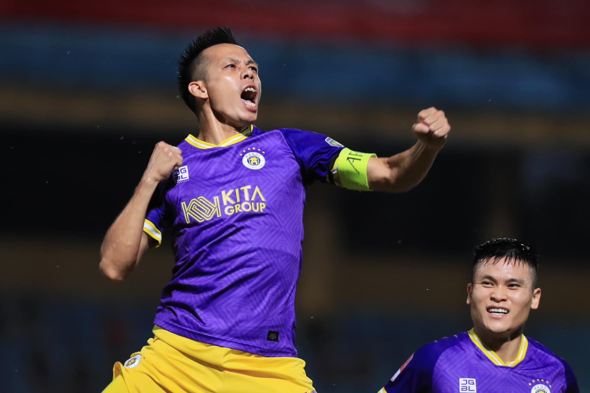 Thua Hà Nội FC, HLV Polking tiết lộ về vấn đề của Phan Văn Đức- Ảnh 2.