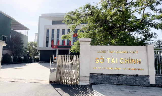 Quảng Ngãi chỉ đạo rà soát, chọn tìm đơn vị tiếp nhận dự án Trung tâm dạy nghề kiểu mẫu Sơn Tịnh- Ảnh 4. Quảng Ngãi chỉ đạo rà soát, chọn tìm đơn vị tiếp nhận dự án Trung tâm dạy nghề kiểu mẫu Sơn Tịnh- Ảnh 4.