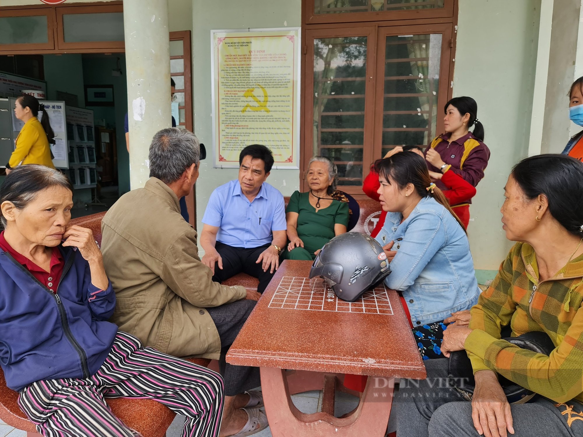 Tân Chủ tịch UBND tỉnh Quảng Nam Lê Văn Dũng: "Nhận trọng trách, tôi vừa mừng vừa lo lắng"- Ảnh 3.
