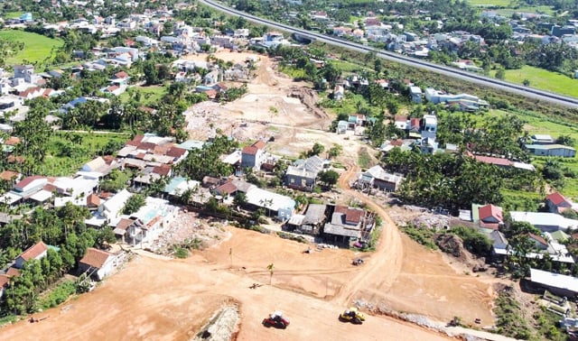 Mặt bằng cao tốc Bắc – Nam, đoạn Quảng Ngãi còn chỉ còn vướng….1 hộ- Ảnh 4.