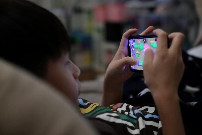 Trẻ nghiện game: Con cai nghiện, cha mẹ cũng "vật vã"  (kỳ 2)- Ảnh 3.