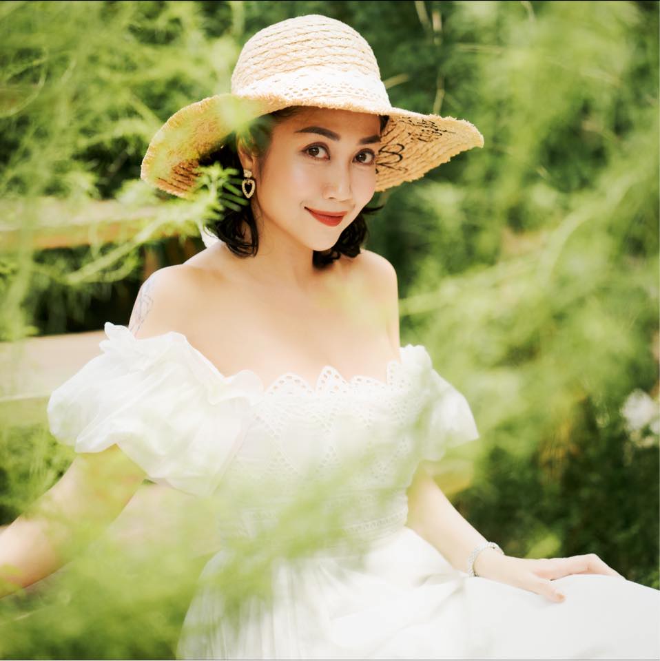Ốc Thanh Vân đưa các con về Việt Nam sau 3 tháng nhận danh hiệu NSƯT- Ảnh 5.