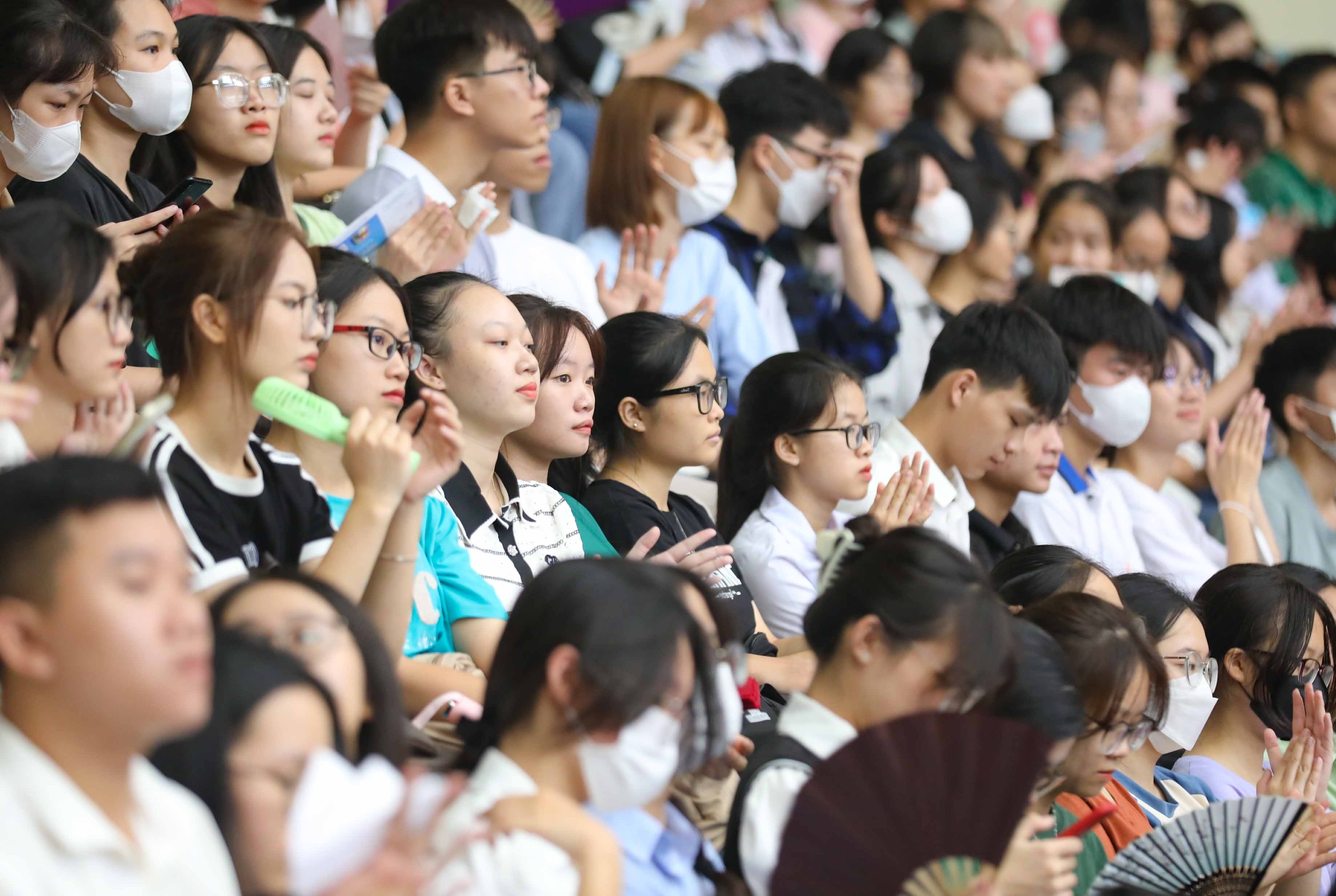 Điểm chuẩn ngành Sư phạm năm 2024 xét tuyển sớm: Cao vượt trội- Ảnh 1.