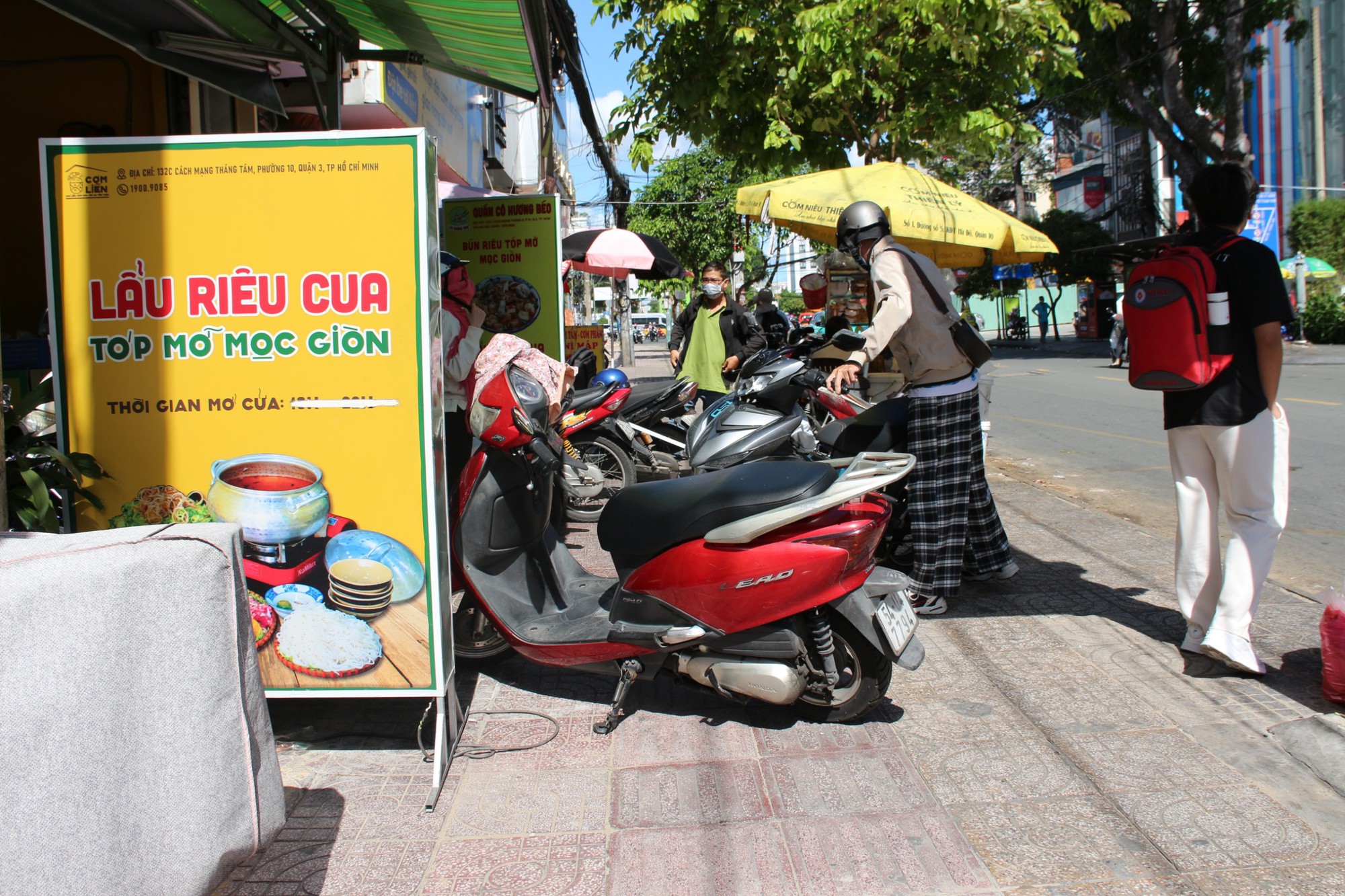 Những tuyến đường ở quận 10 đủ điều kiện thu phí vỉa hè- Ảnh 1.