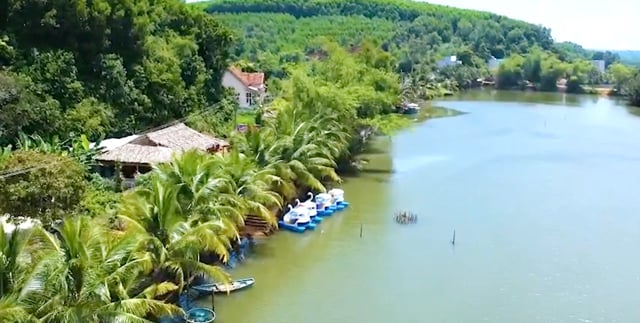 Quảng Ngãi 9 doanh nghiệp, tổ chức bắt tay lập Liên minh chuỗi giá trị du lịch cộng đồng- Ảnh 6. Quảng Ngãi 9 doanh nghiệp, tổ chức bắt tay lập Liên minh chuỗi giá trị du lịch cộng đồng- Ảnh 6.