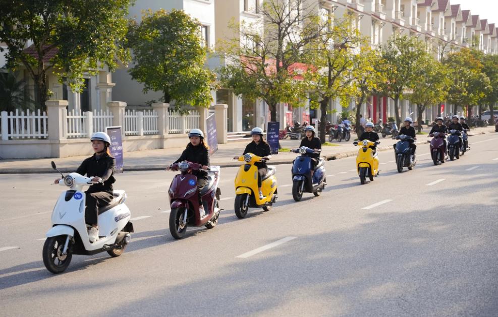 Cách chọn gói thuê pin “hợp ví” khi mua xe máy điện VinFast- Ảnh 2.