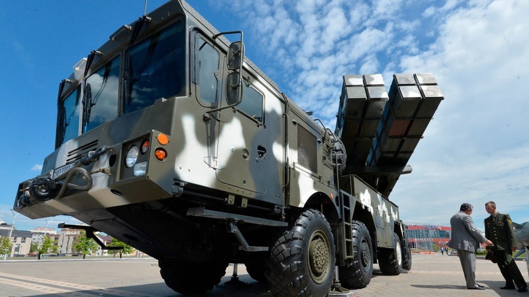 Belarus đưa pháo phản lực Polonez vào trực chiến do "tình hình nghiêm trọng" ở biên giới- Ảnh 7.
