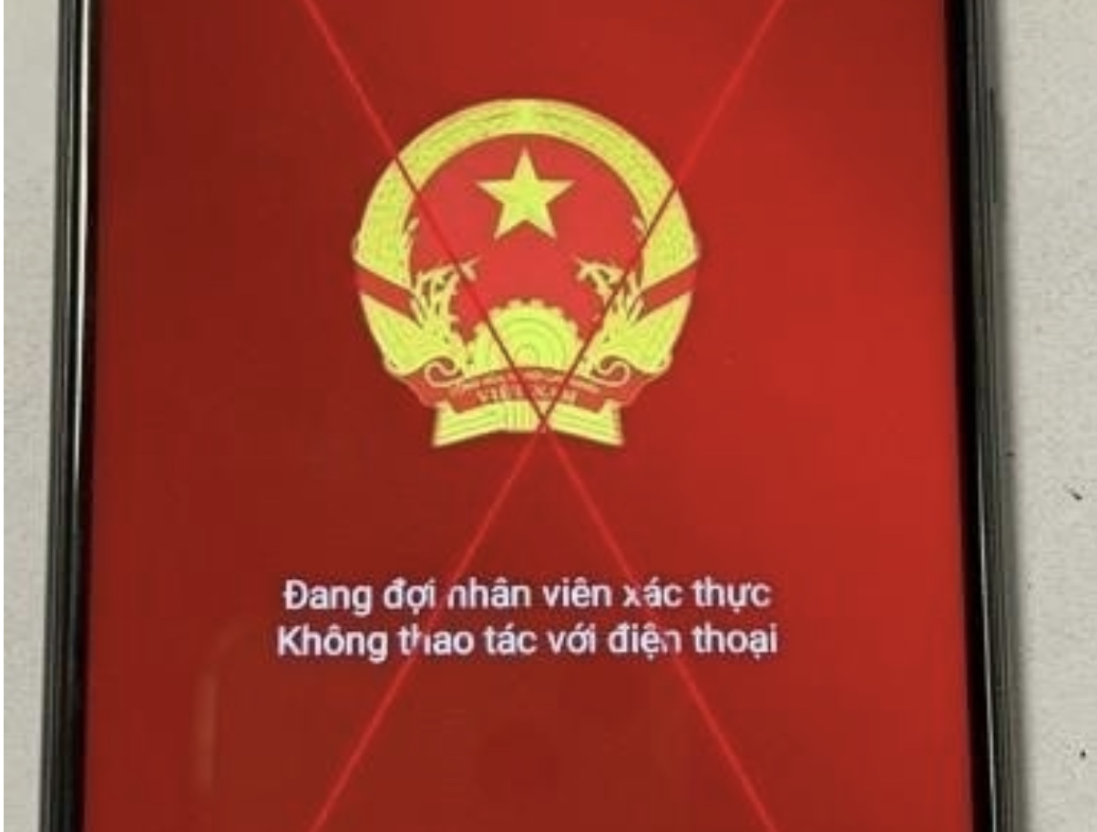 TIN NÓNG 24 GIỜ QUA: Chém nhiều người thương vong nghi do ghen tuông; phá đường dây cá độ bóng đá- Ảnh 7.