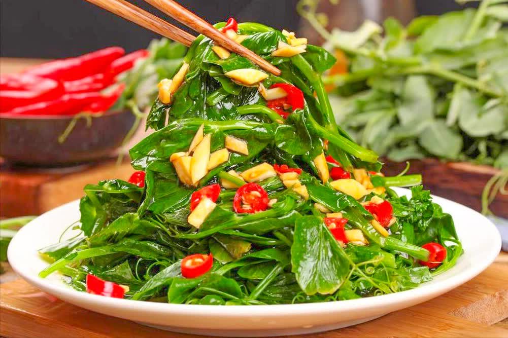 Loại rau mùa hè cực tốt cho gan, người trung niên, người cao tuổi nên ăn- Ảnh 1. Loại rau mùa hè cực tốt cho gan, người trung niên, người cao tuổi nên ăn- Ảnh 1.