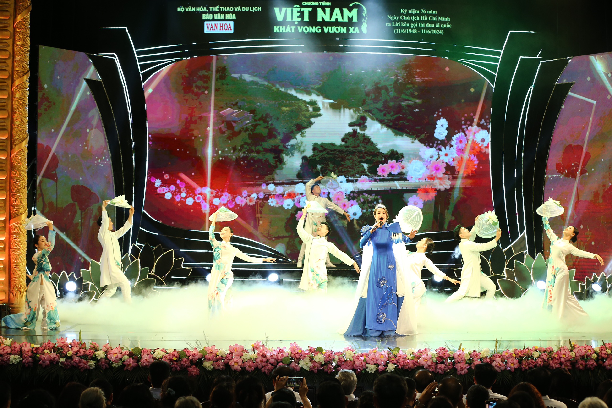 Anh Thơ, Trọng Tấn, Lan Anh đầy cảm xúc khi hát về Bác Hồ- Ảnh 7.