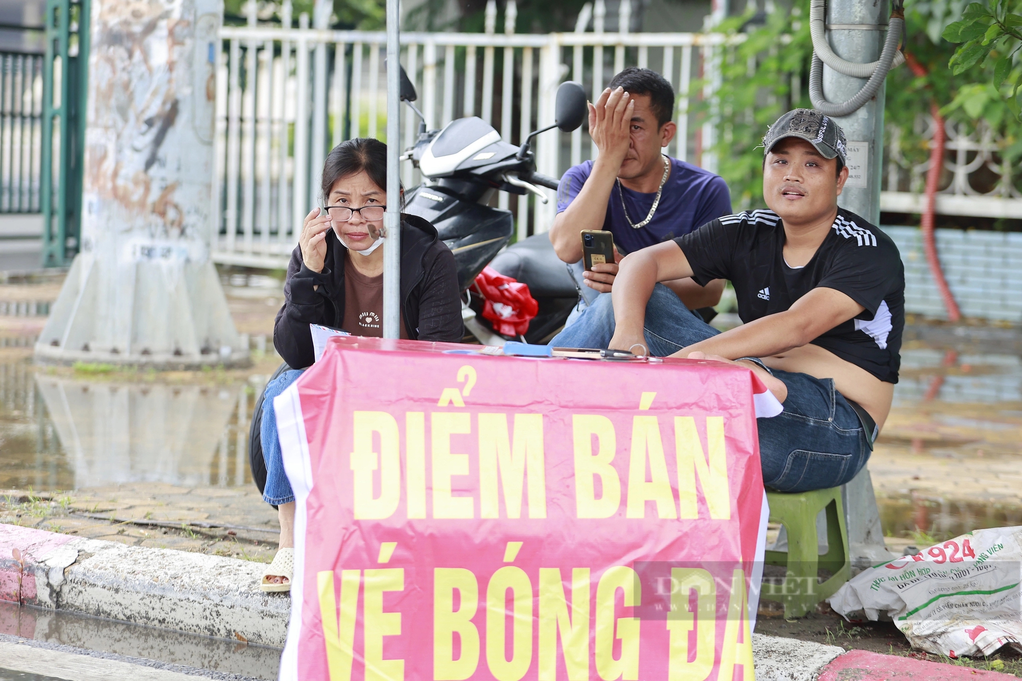 Phe vé ế ẩm trước trận ĐT Việt Nam vs ĐT Philippines- Ảnh 9.