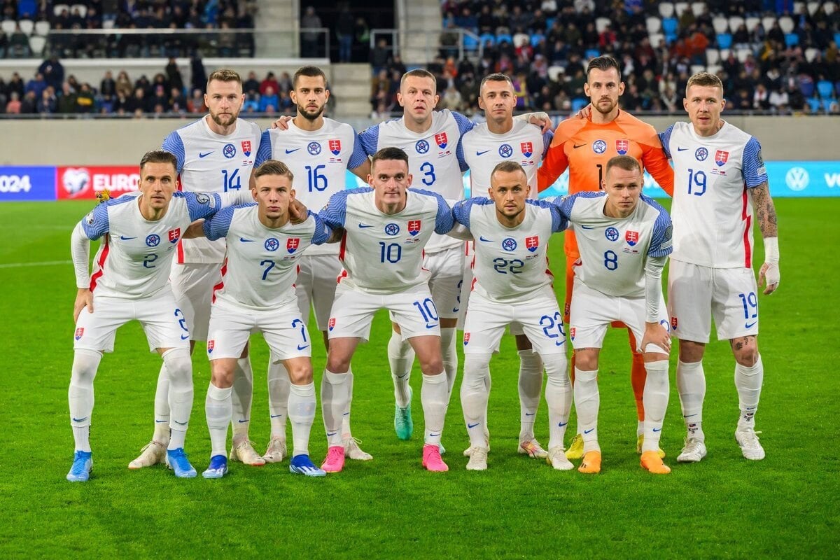 Danh sách đội hình ĐT Slovakia tham dự EURO 2024: Vắng bóng ngôi sao- Ảnh 1.