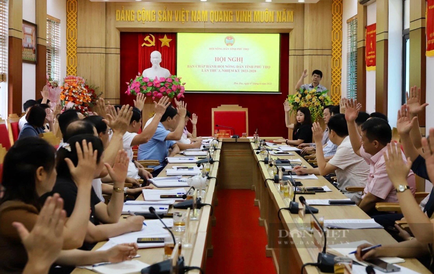 Ông Quyền Mạnh Cường được bầu làm Phó Chủ tịch Hội Nông dân tỉnh Phú Thọ- Ảnh 1.