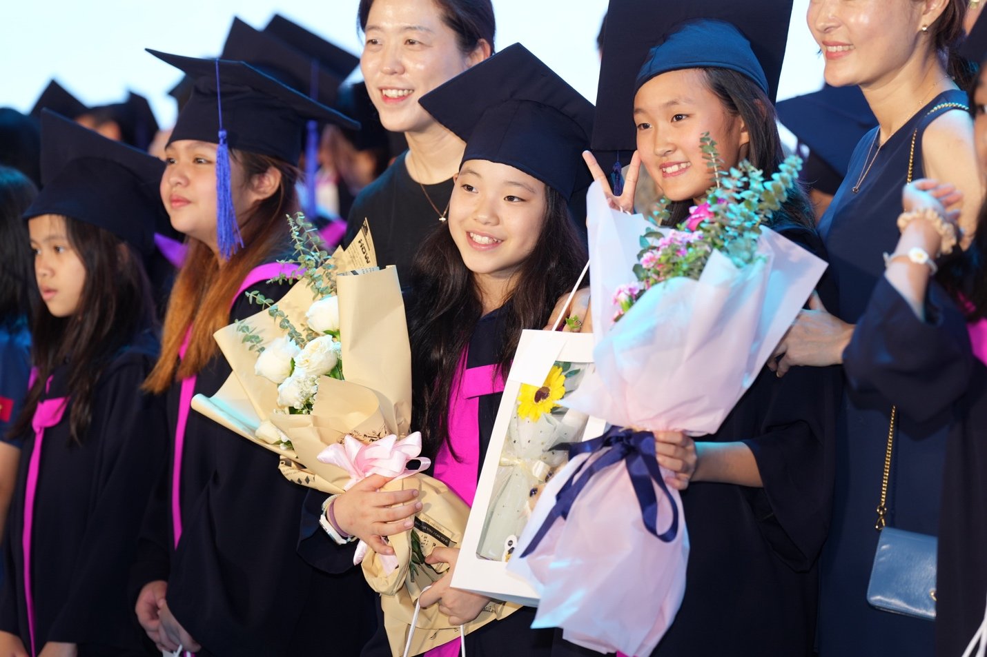 Trải nghiệm Lễ Tốt nghiệp đặc biệt của học sinh mầm non, tiểu học tại “ngôi trường màu hồng” TH School- Ảnh 4.