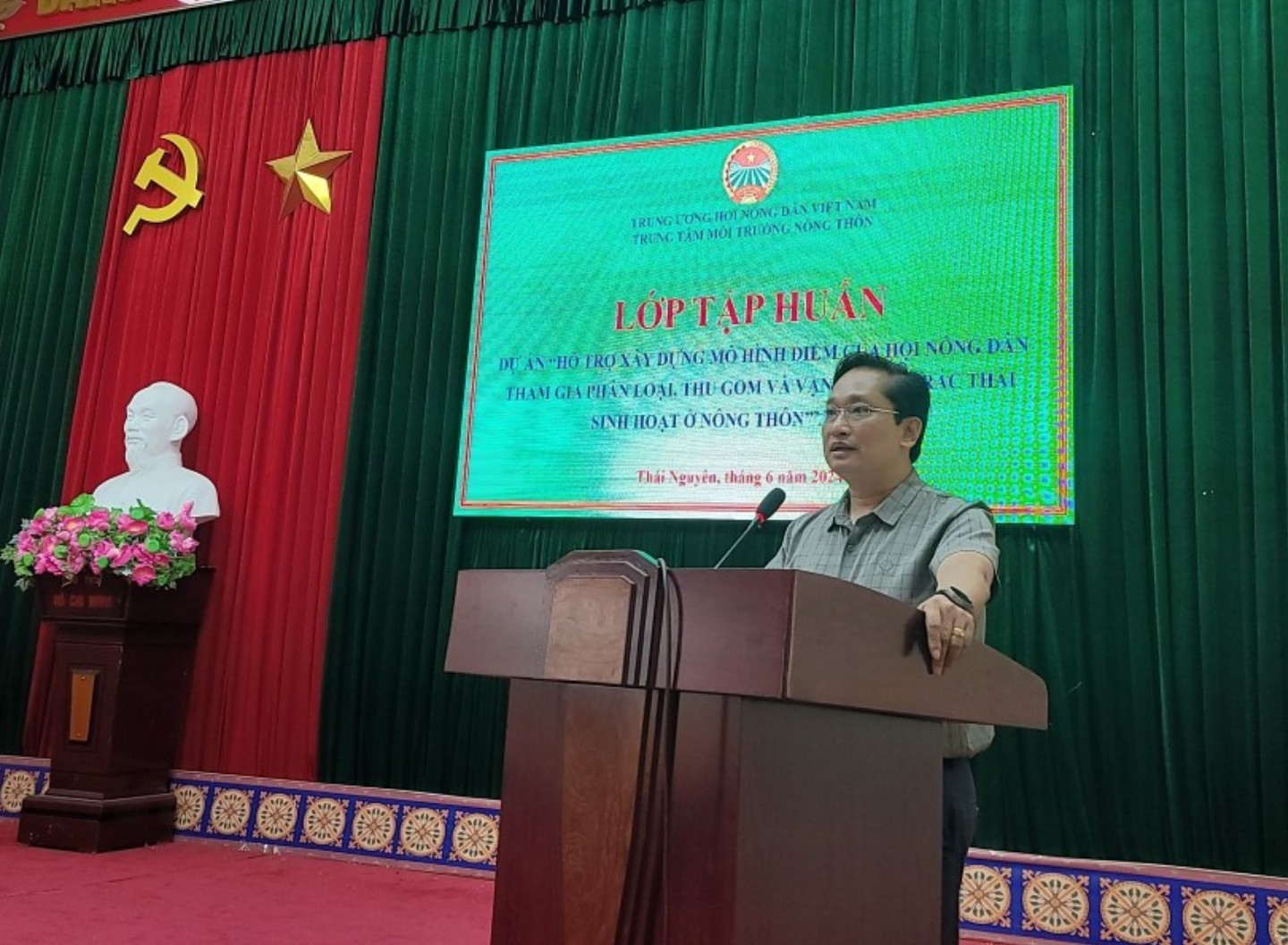 Hội Nông dân tỉnh Thái Nguyên phối hợp tập huấn tuyên truyền về phân loại, xử lý rác thải sinh hoạt - Ảnh 2.