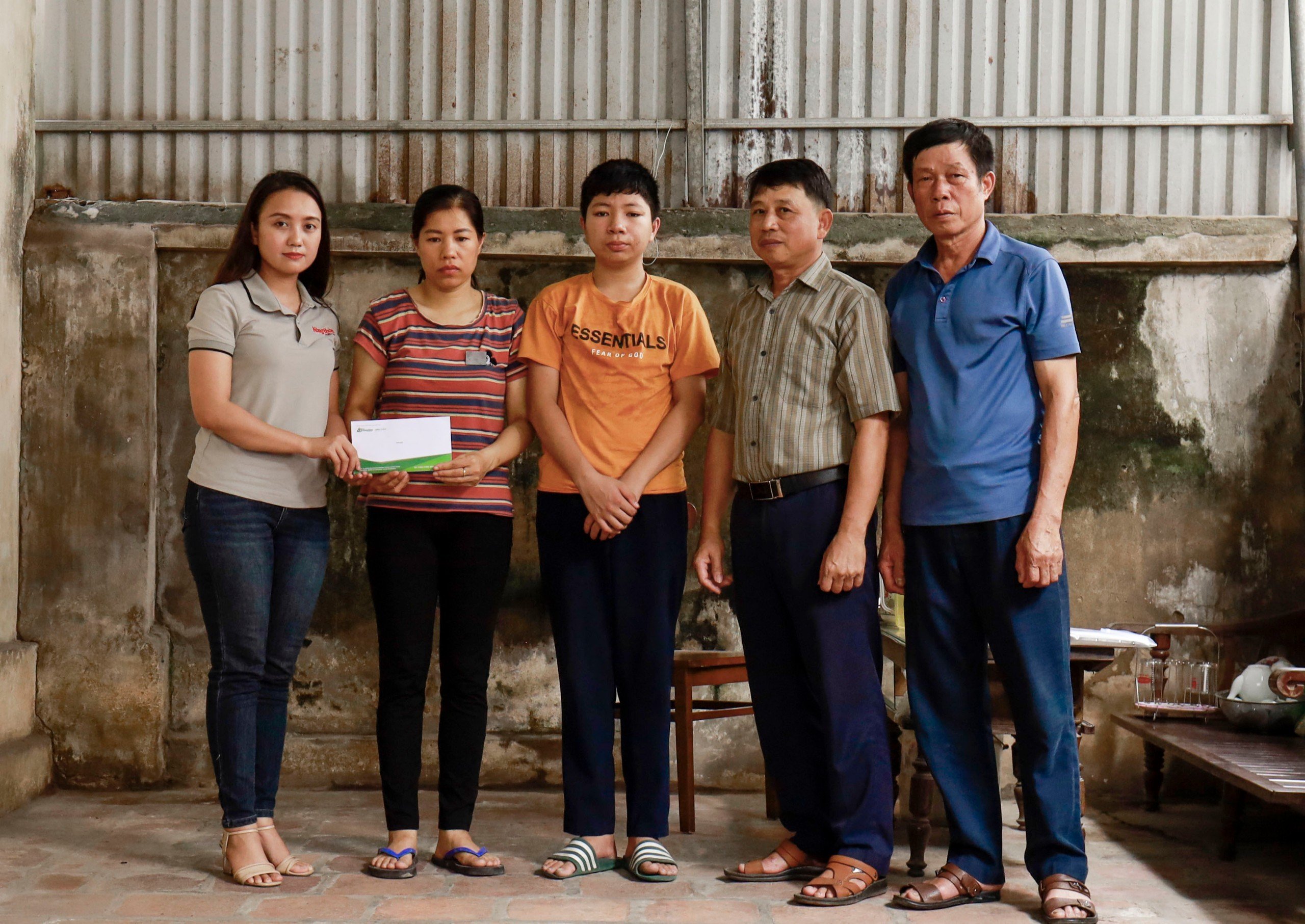 Chung tay tiếp thêm sức mạnh cho những hoàn cảnh khó khăn- Ảnh 16.