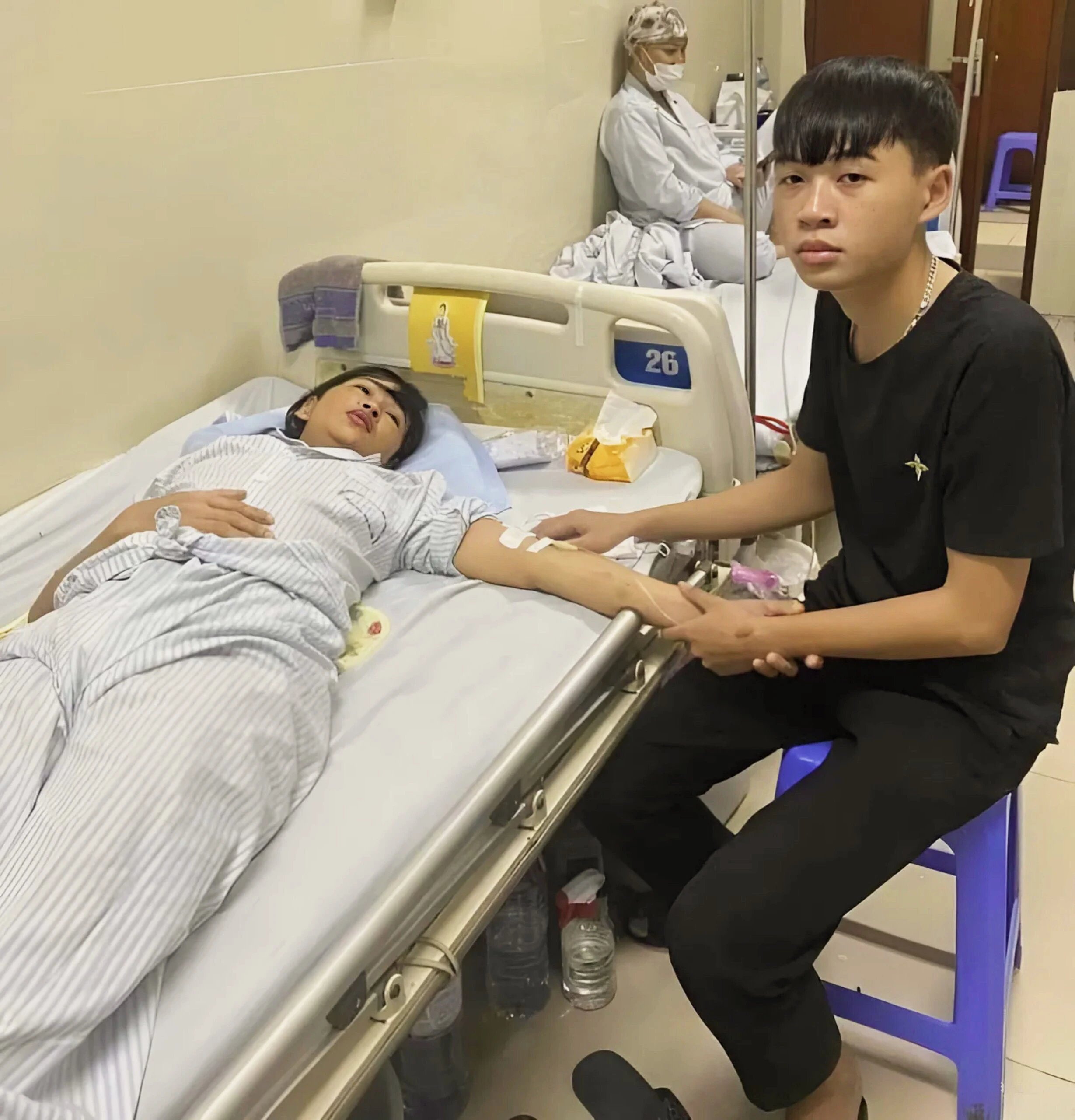 Chung tay tiếp thêm sức mạnh cho những hoàn cảnh khó khăn- Ảnh 19.