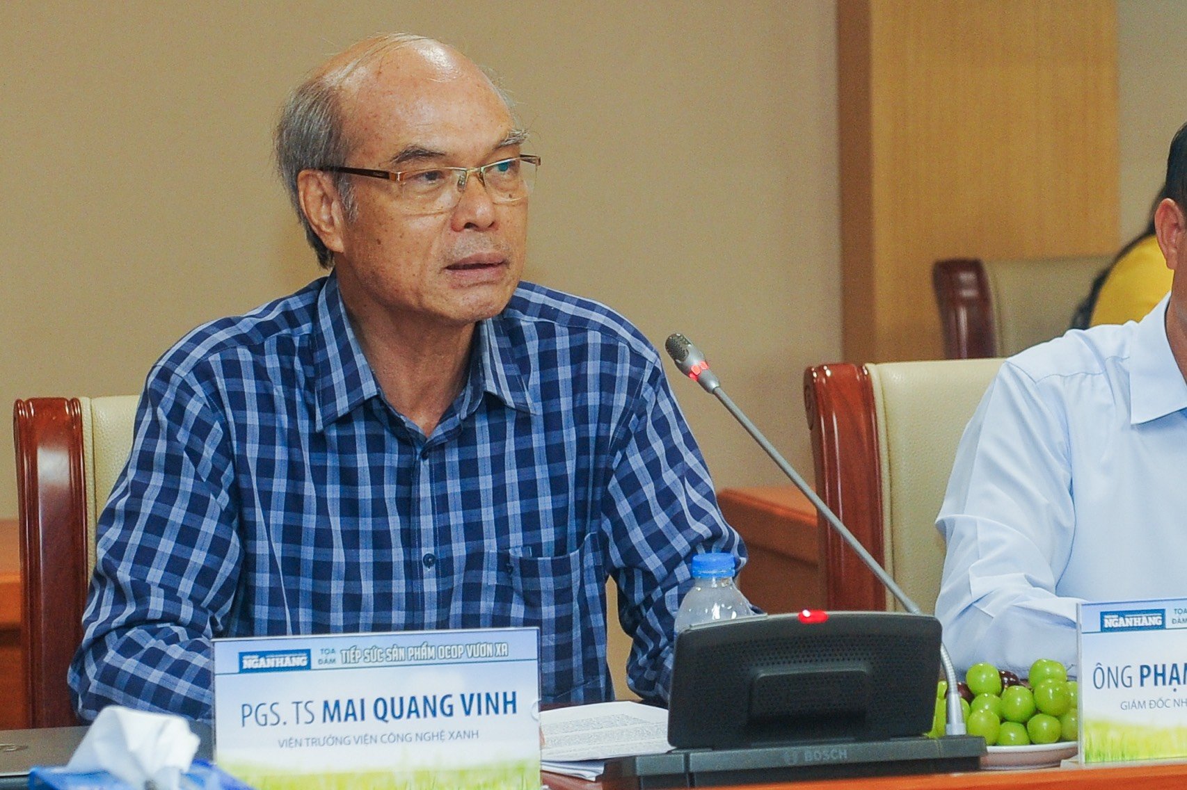 Thị trường đã có, công nghệ sẵn sàng, sản phẩm OCOP "cần phải làm ngay" điều gì?- Ảnh 1. Thị trường đã có, công nghệ sẵn sàng, sản phẩm OCOP "cần phải làm ngay" điều gì?- Ảnh 1.