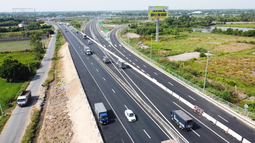 Thủ tướng Chính phủ: chỉ bàn làm, không bàn lùi, để đến năm 2030 ĐBSCL có 1.200 km đường bộ cao tốc- Ảnh 2.