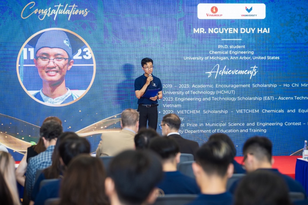 Nam sinh giành Học bổng Vingroup: Trở thành Thạc sĩ chỉ sau 6 tháng tốt nghiệp đại học- Ảnh 4.