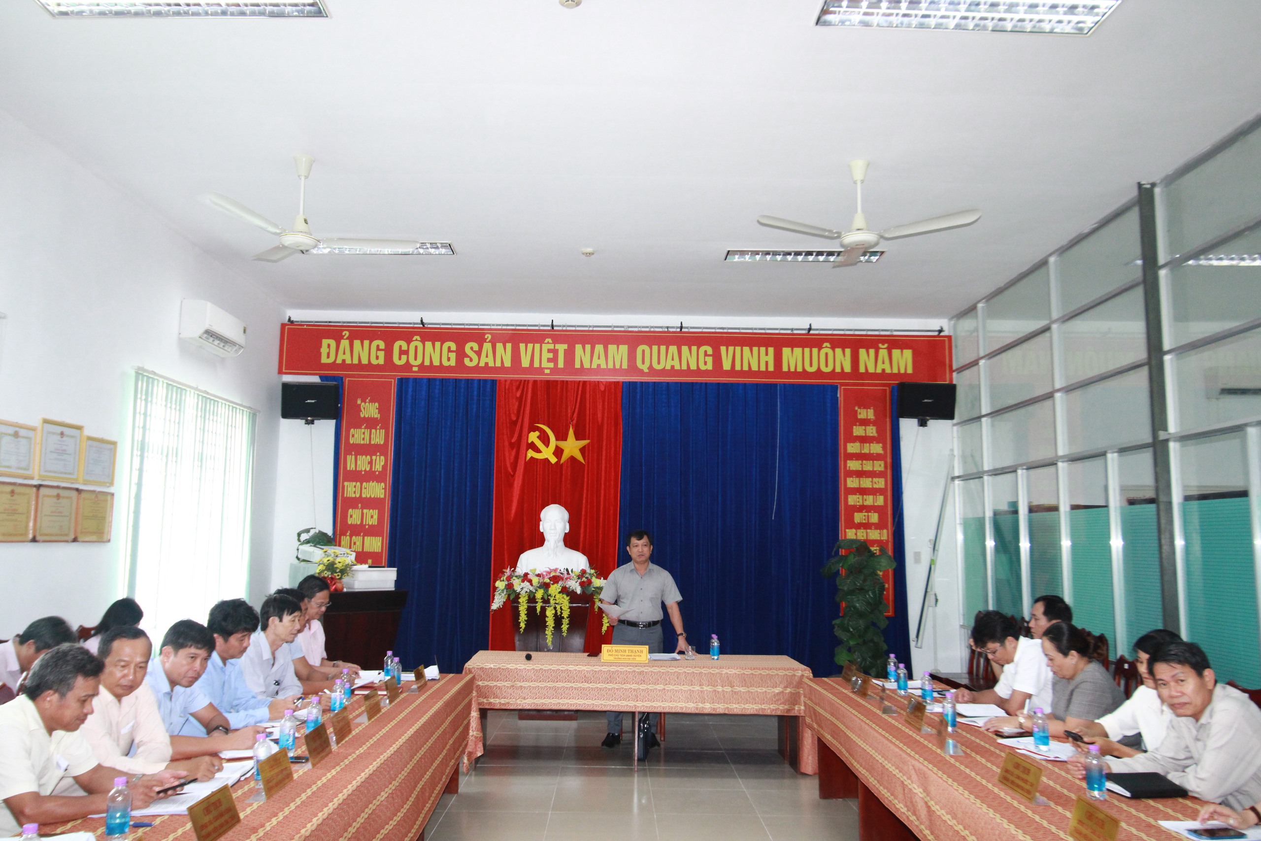 NHCSXH huyện Cam Lâm (Khánh Hòa): Tổng dư nợ ủy thác đạt trên 589,7 tỷ đồng- Ảnh 2. NHCSXH huyện Cam Lâm (Khánh Hòa): Tổng dư nợ ủy thác đạt trên 589,7 tỷ đồng- Ảnh 2.