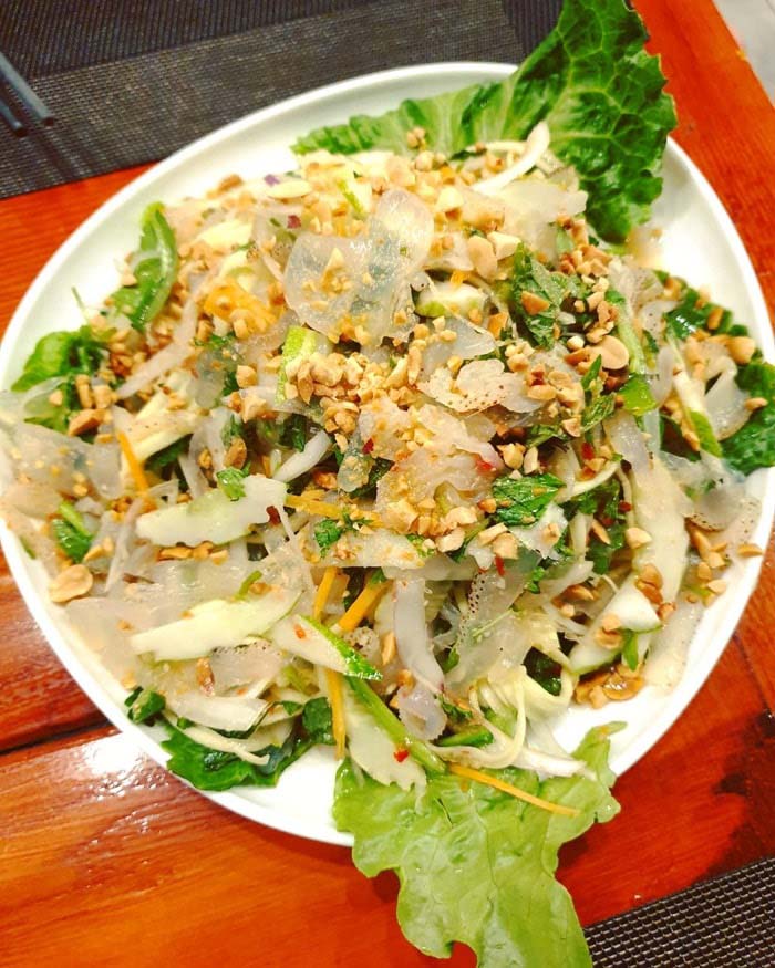 Địa chỉ ăn ngon cho khách du lịch ở Đồ Sơn: Không thể bỏ lỡ món ốc xào cay thơm ngon, đậm vị- Ảnh 2.