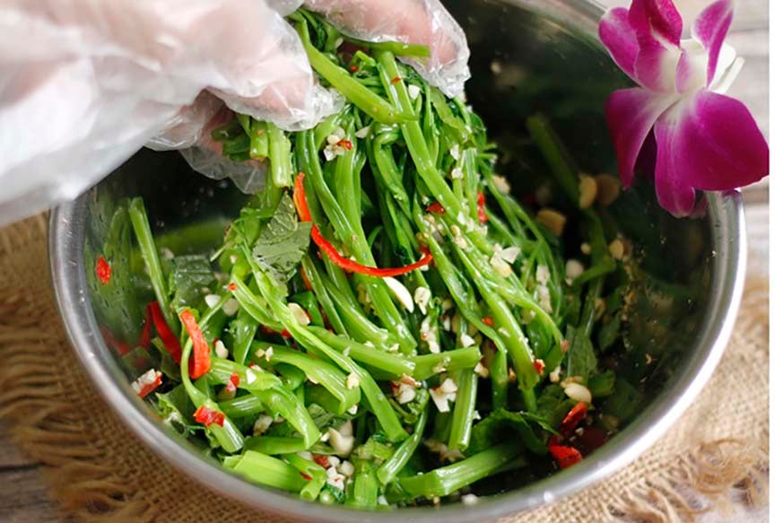 Địa chỉ ăn ngon cho khách du lịch ở Đồ Sơn: Không thể bỏ lỡ món ốc xào cay thơm ngon, đậm vị- Ảnh 5.