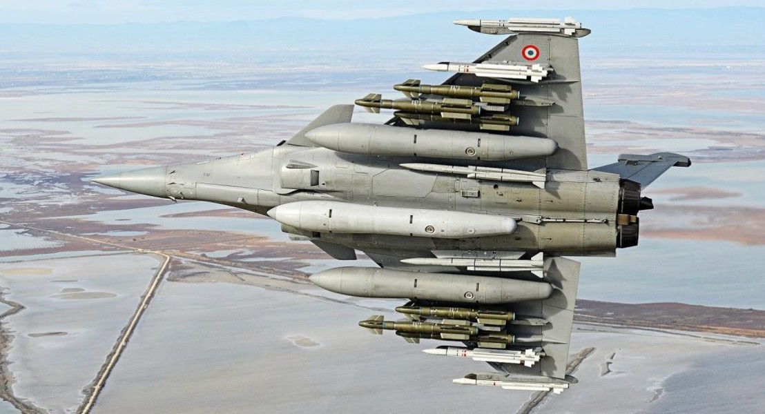 Tiêm kích MiG-29 Ukraine ném bom AASM Hammer theo cách cực kỳ đặc biệt- Ảnh 11.