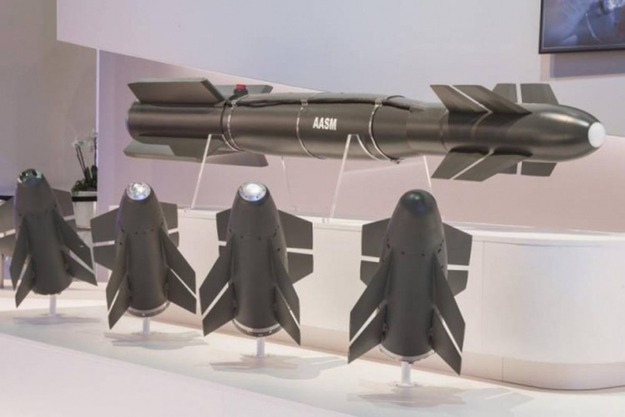 Tiêm kích MiG-29 Ukraine ném bom AASM Hammer theo cách cực kỳ đặc biệt- Ảnh 6.