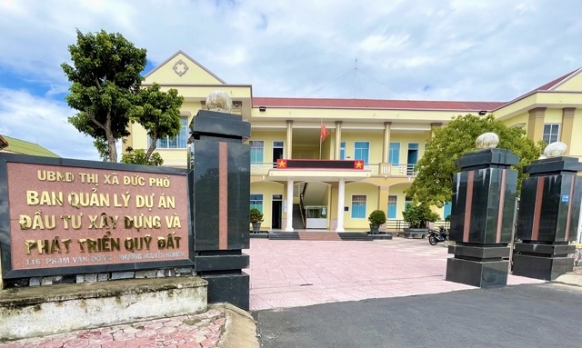 Quảng Ngãi đồng ý đề xuất cho TX.Đức Phổ xử lý đất “đầu thừa, đuôi thẹo” trong khu dân cư- Ảnh 4. Quảng Ngãi đồng ý đề xuất cho TX.Đức Phổ xử lý đất “đầu thừa, đuôi thẹo” trong khu dân cư- Ảnh 4.