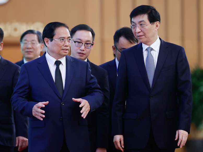 'Trung Quốc kiên định ủng hộ Việt Nam đi theo con đường phát triển phù hợp'- Ảnh 1.