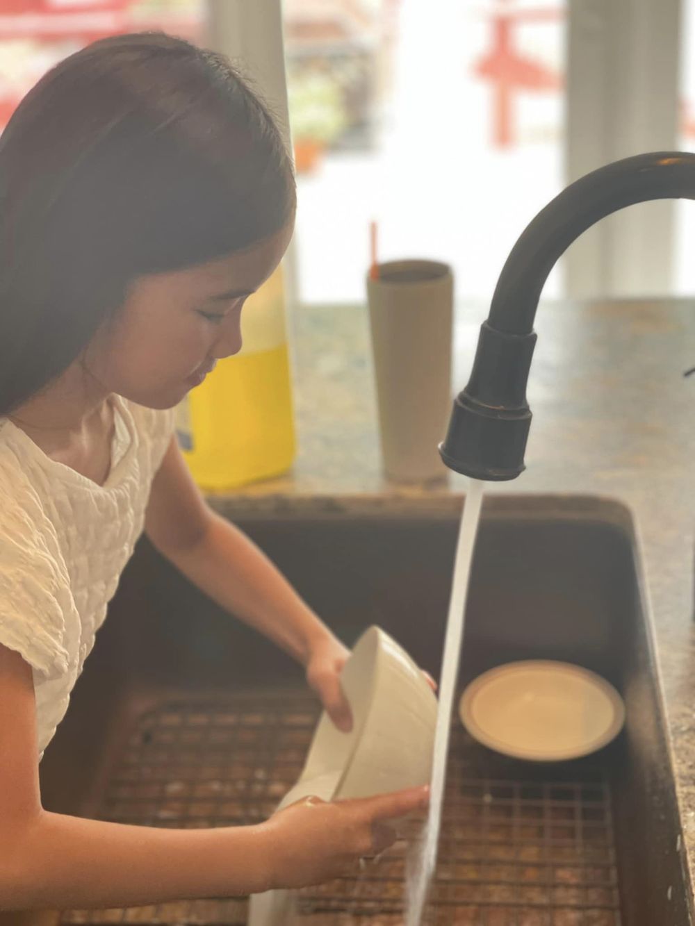 "'Em gái Tăng Thanh Hà" sang Mỹ sống, khoe không gian xanh mát- Ảnh 17.