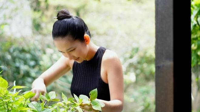 "'Em gái Tăng Thanh Hà" sang Mỹ sống, khoe không gian xanh mát- Ảnh 3.