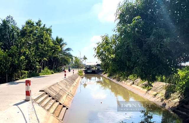 Khang trang “áo” mới cho 2 đoạn kênh đi qua khu dân cư trung tâm nội thành Quảng Ngãi- Ảnh 5. Khang trang “áo” mới cho 2 đoạn kênh đi qua khu dân cư trung tâm nội thành Quảng Ngãi- Ảnh 5.