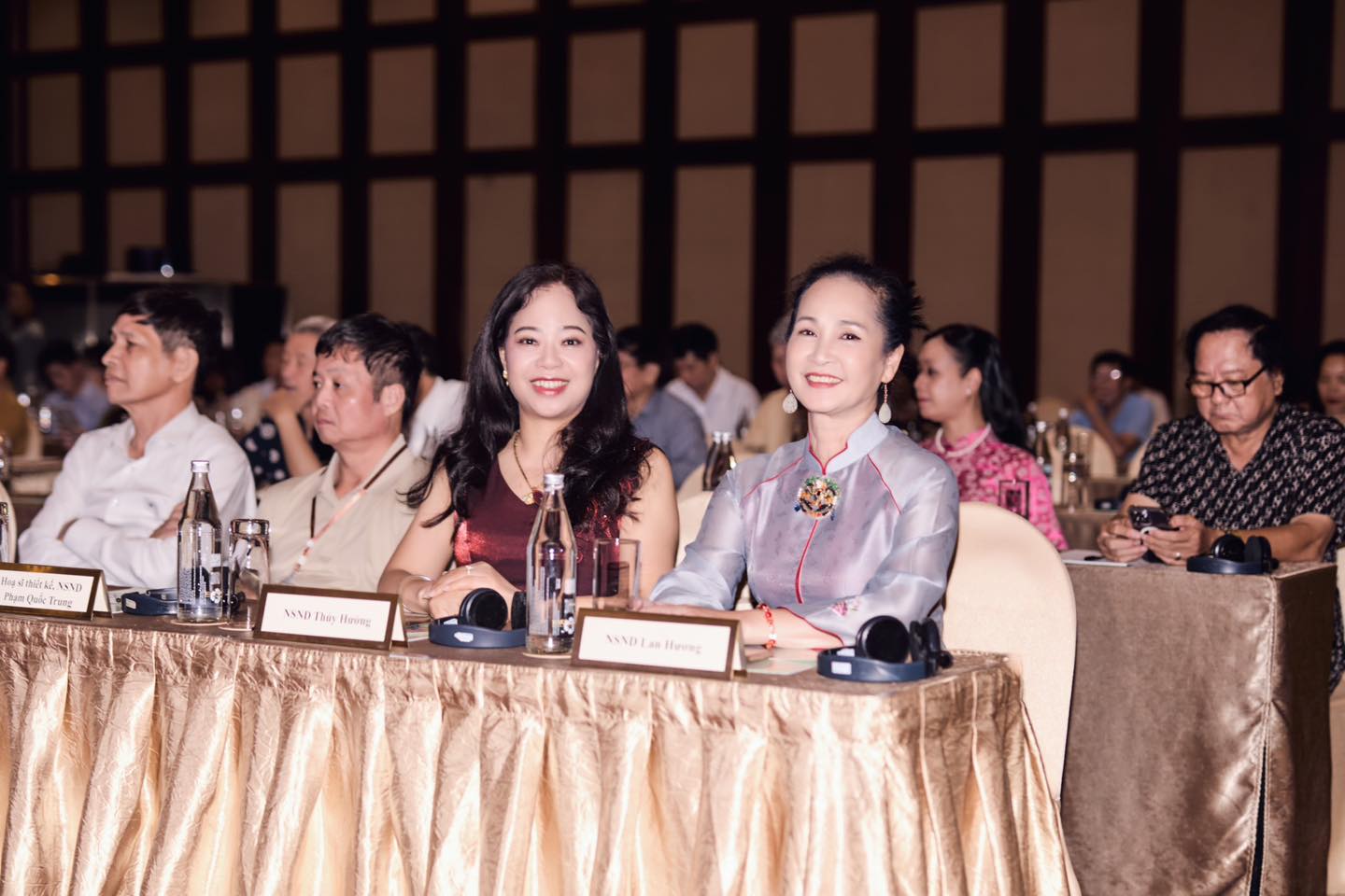 Nghệ sĩ Nhân dân được yêu mến bởi giọng hát tự nhiên mộc mạc, đầy sức sống- Ảnh 7.